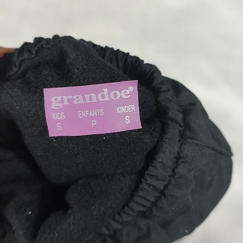 Grandoe Mountain Gear Dri Gard Skiing Winter Gloves Mittens Kids Size Small